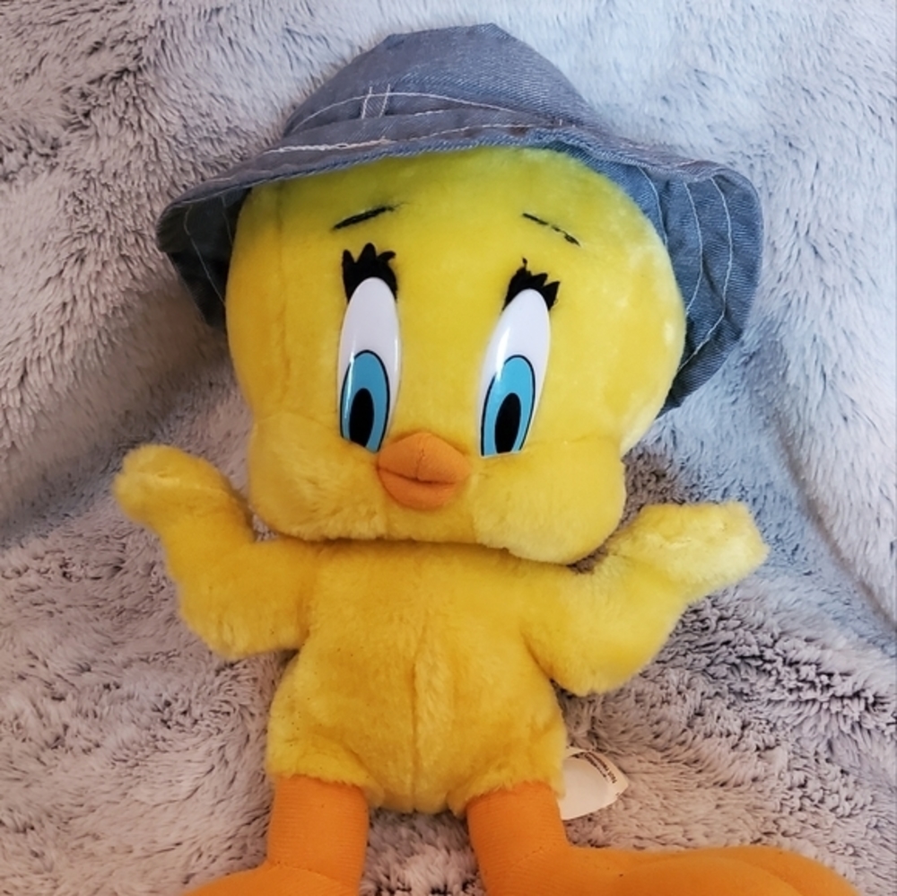 Looney Toons tweety plush with bucket hat 1998‎
